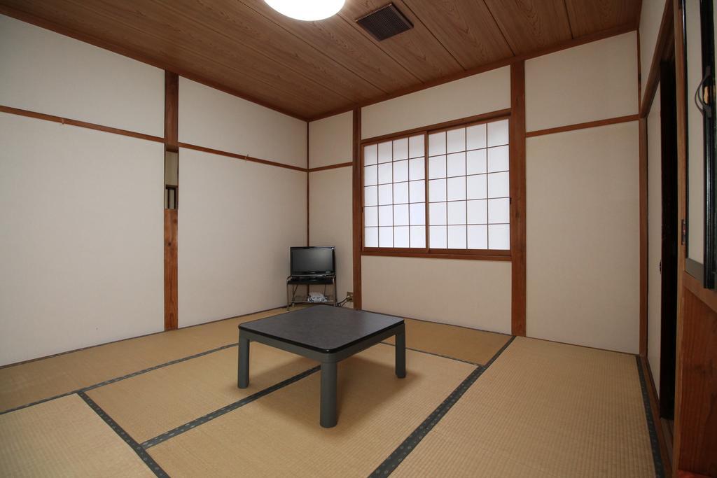 Minshuku Yoshinoya Hotel Minakami Exterior photo